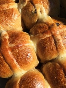 Hot cross buns