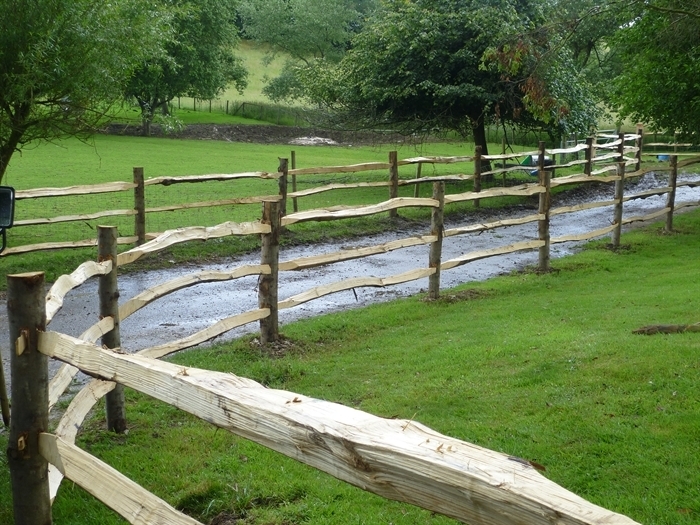 Cleft Chestnut Fencing