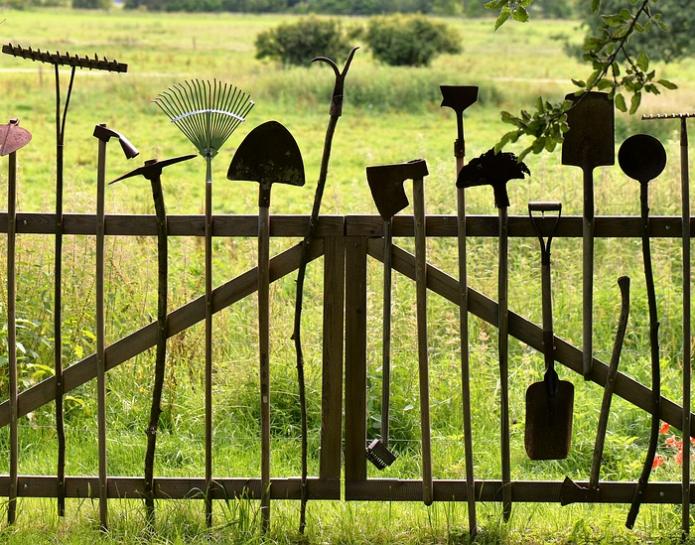 Metal gate made from gardening tools