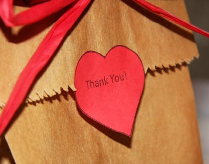 Thank you red heart sticker on bag