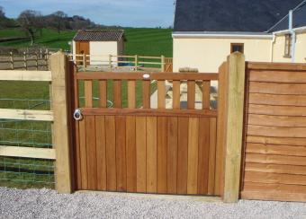 Cottage gate. Garden gates for sale.