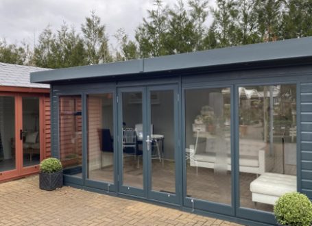 Studio Flat garden building