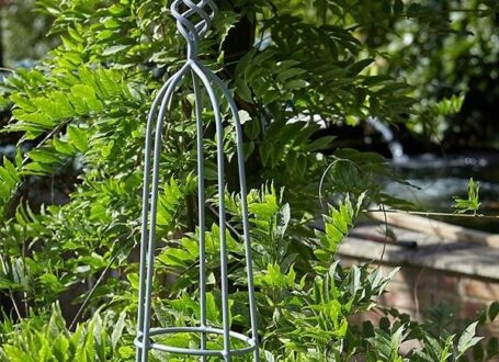 Priory Obelisk Small